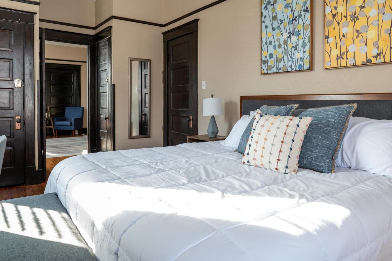 Updated 3 Bedroom Unit With Balcony! Cap-Girardeau Extérieur photo